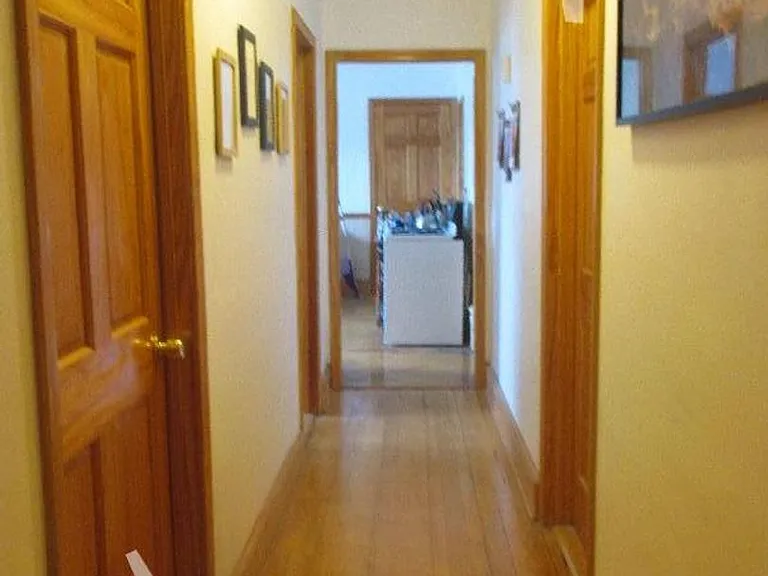189-191 Lowell St #2 — Photo 11
