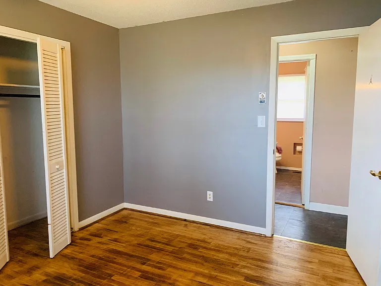 450 Lees Country Club Rd — Photo 22