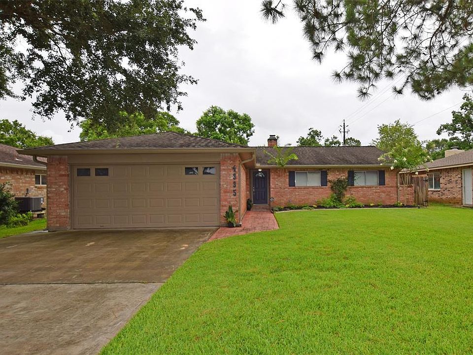 1st image of 4335 Saffron Ln