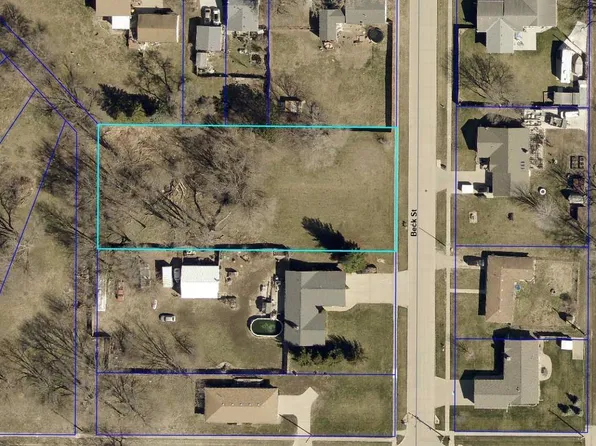 2115 Beck St, Sioux City, IA 51109