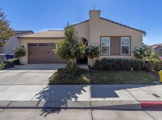 4044 Bellaire Ave, Clovis, CA 93619