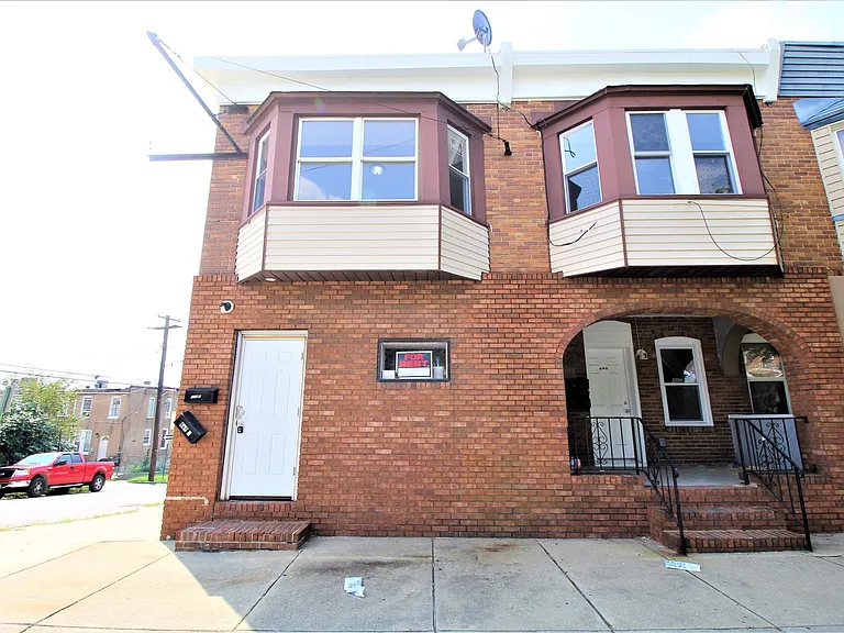 640 Ponca St — Photo 9