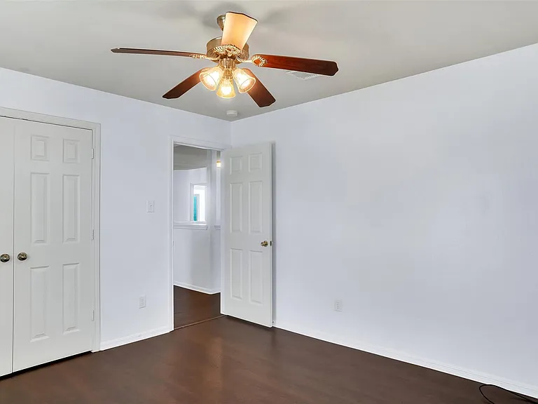 15807 Little Miss Creek Dr — Photo 19