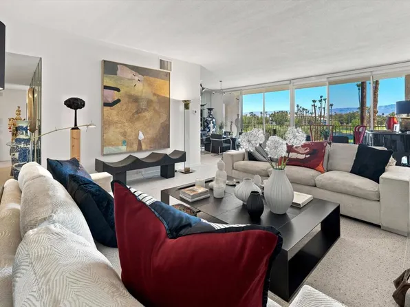899 Island Dr APT 304, Rancho Mirage, CA 92270
