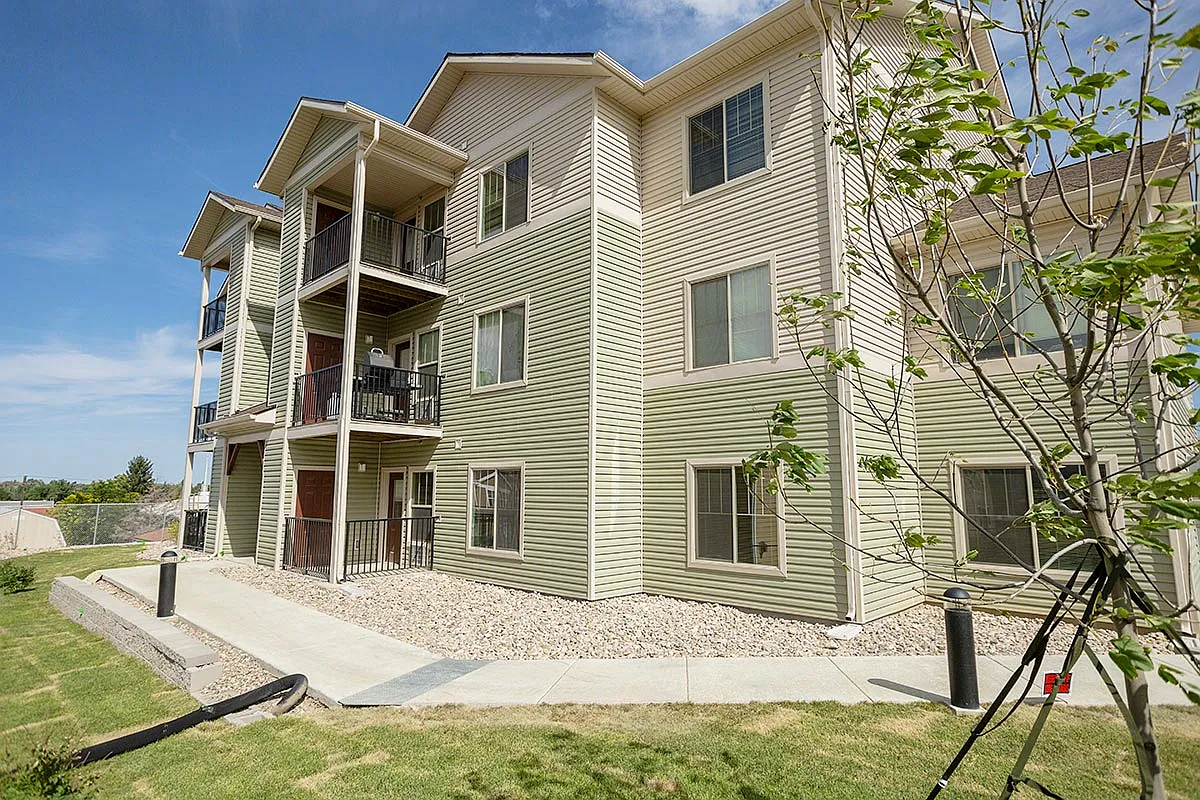 Pheasant Ridge Apartments — Photo 4