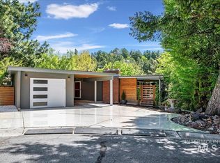 3108 N Ridgeway Dr, Boise, ID 83702