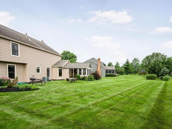 3rd image of 7624 Worsley Ct