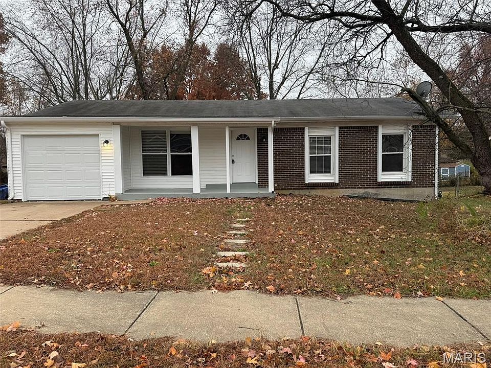 1st image of 12113 La Padera Ln
