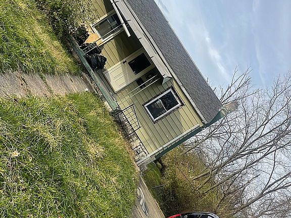 4th image of 2861 Sage Ave