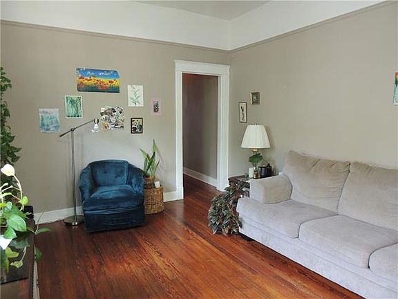 2nd image of 3323 Napoleon Ave