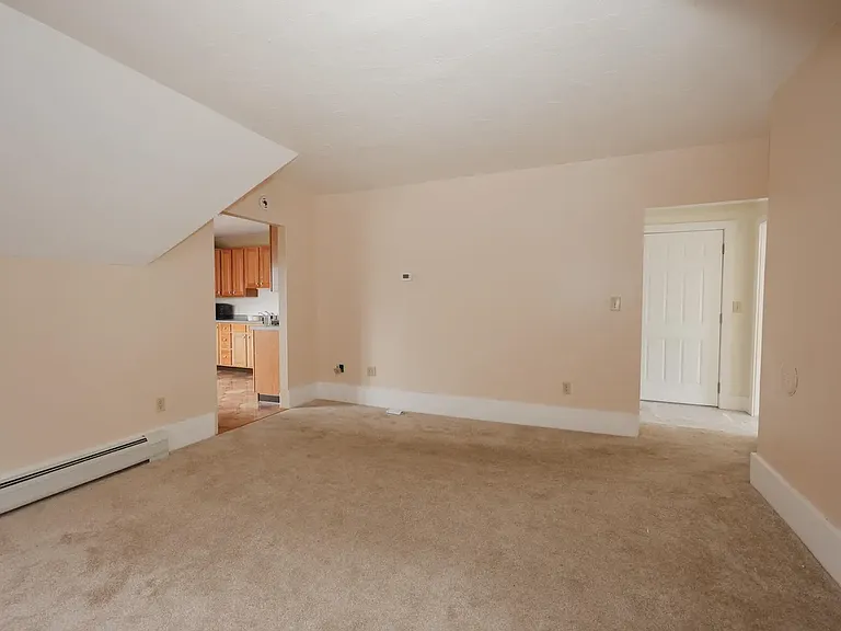 14 Chestnut St #2 — Photo 8
