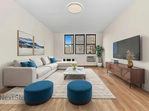 405 E 82nd St APT 5E, New York, NY 10028