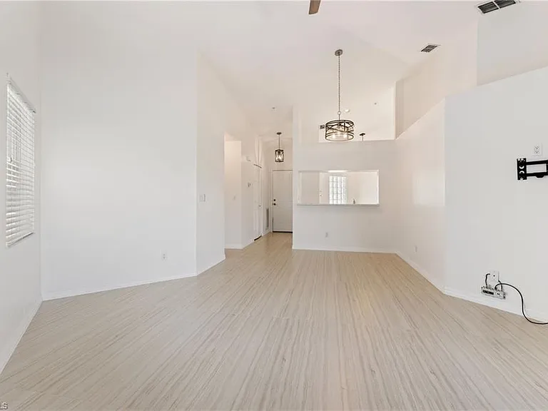 12081 Summergate Cir #204 — Photo 7