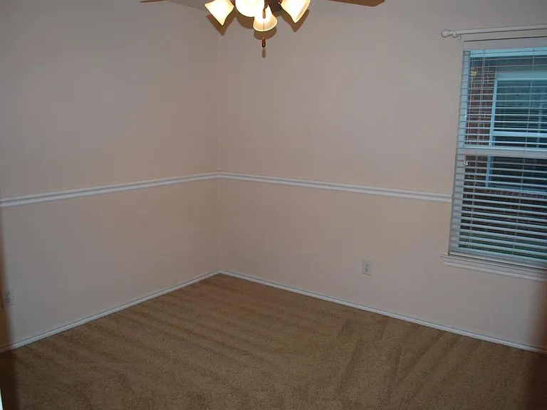 4713 Fox Sedge Ln — Photo 7