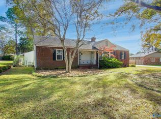 1512 10th Ave SE, Decatur, AL 35601