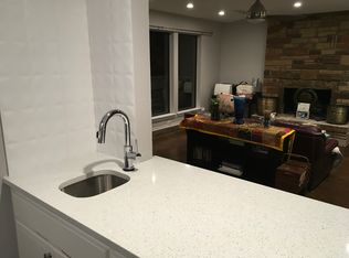 1038 Clinton St, Carrollton, TX 75007