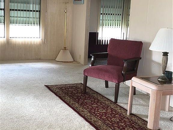 3rd image of 35 Berna Cir