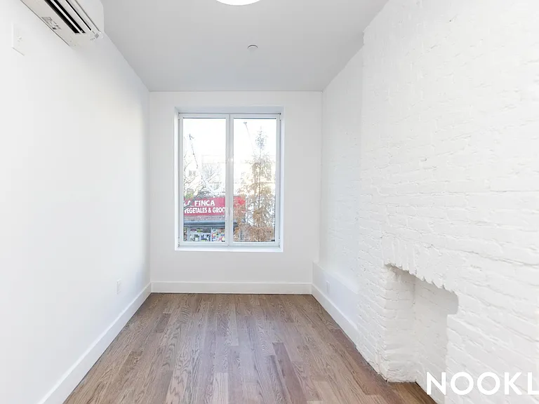 99 Moore St #2A — Photo 12