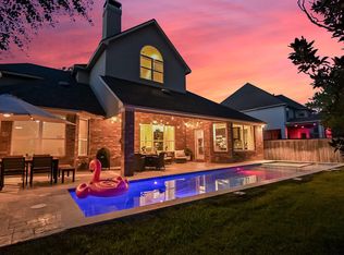 66 N Swanwick Pl, Tomball, TX 77375