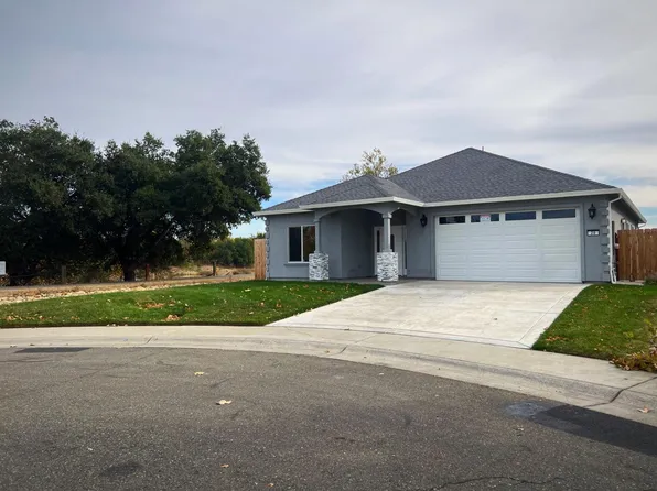 20 Laguna Bluffs Ct, Elk Grove, CA 95758