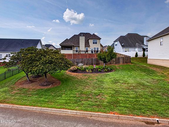 2nd image of 2626 Nicholas View Ln