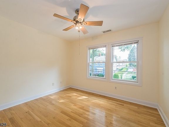 4th image of 250 High St APT 1