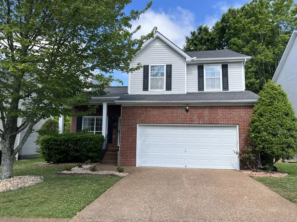 2204 Falcon Creek Dr, Franklin, TN 37067
