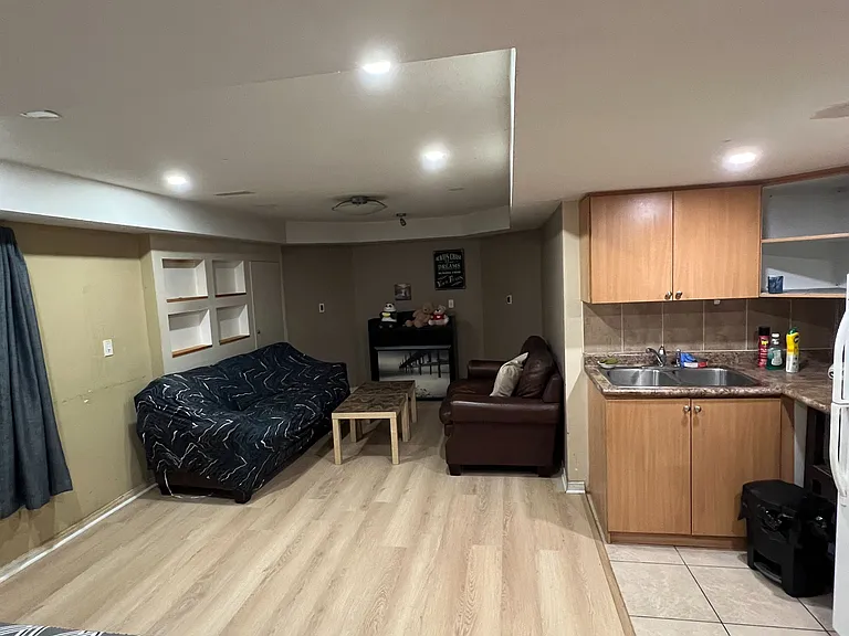 94 Rouge River Dr #BASEMENT — Photo 9