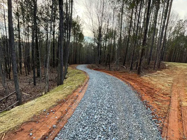 235 Dover Rd, Oxford, GA 30054