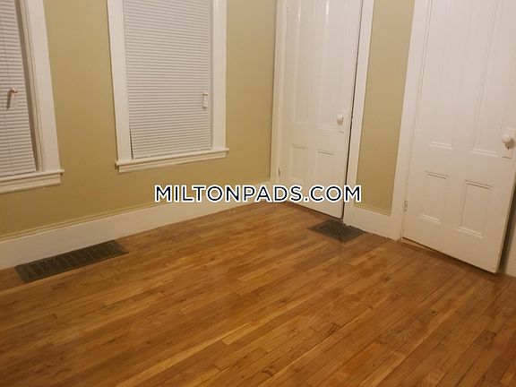3rd image of 34 Dyer Ave #1A