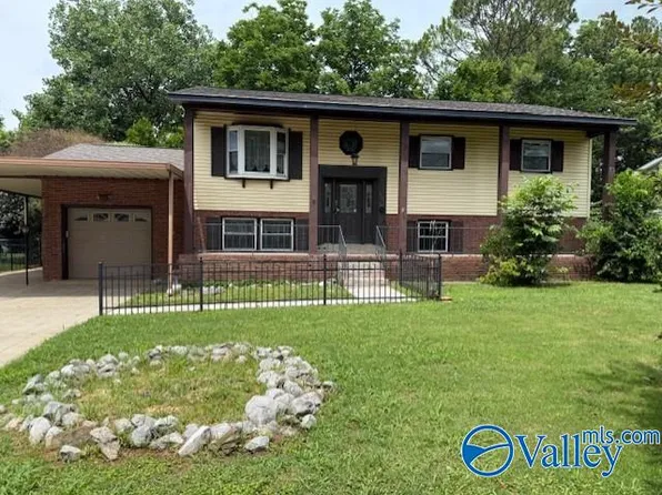 11302 Hillwood Dr SE, Huntsville, AL 35803