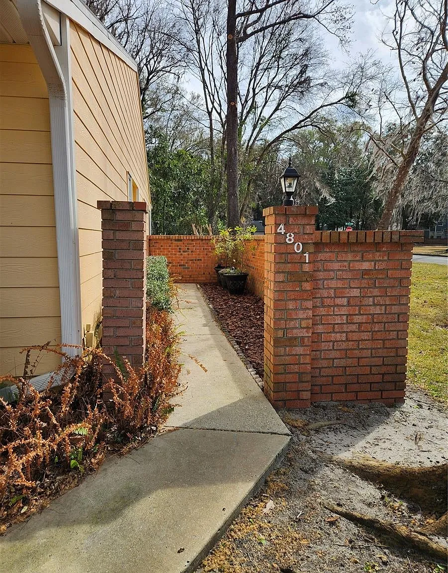 2 bed, 2.0 bath, 1102 sqft, $2,000 — Photo 3