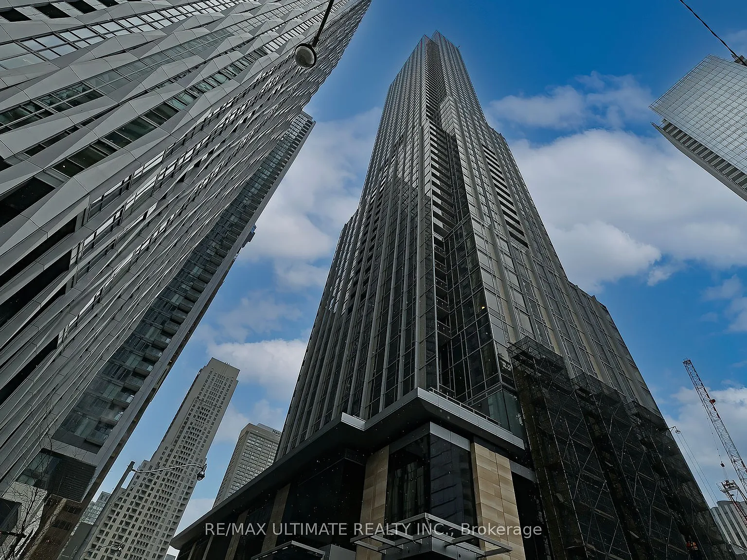 1 bed, $2,600 — Photo 2