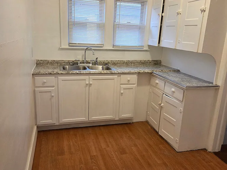 4281 Duane St — Photo 8