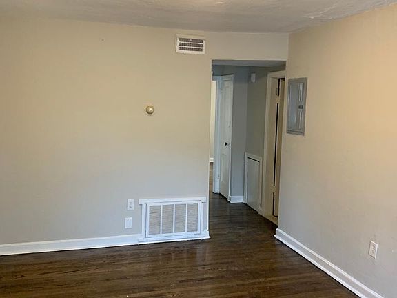 3rd image of 397 E Upsal St #1