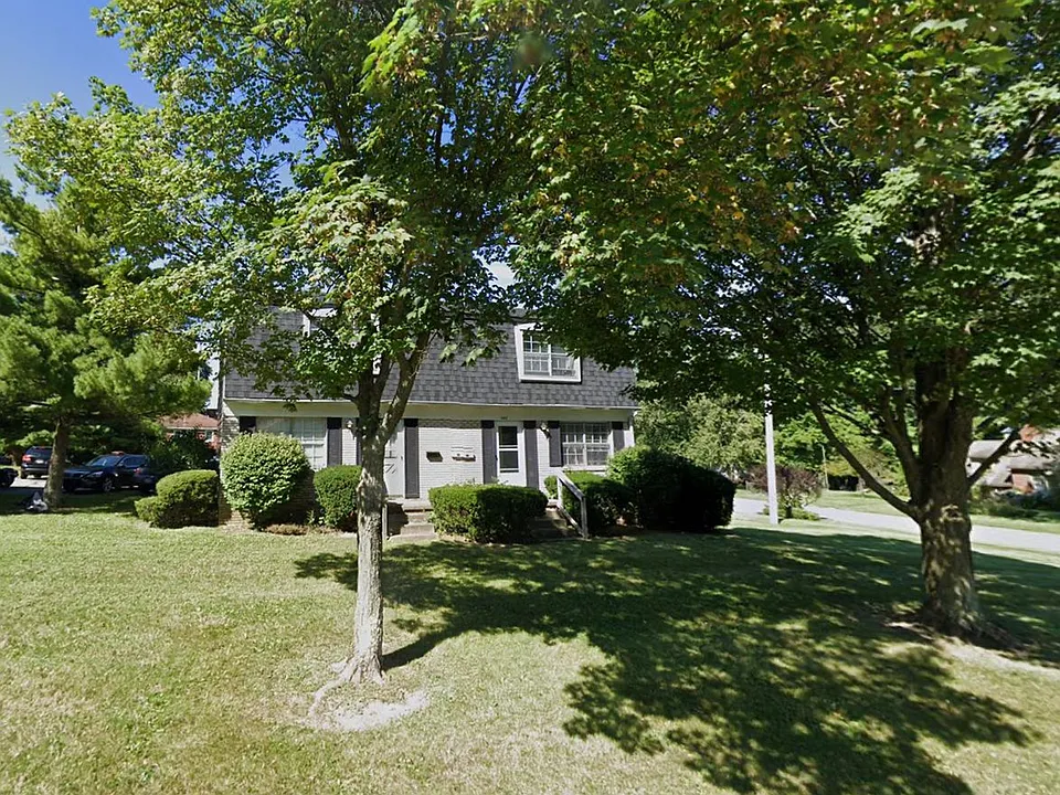 448-458 Broadview Ave