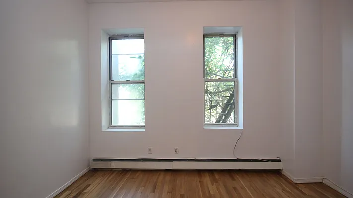 Rented by Nooklyn NYC LLC | media 18