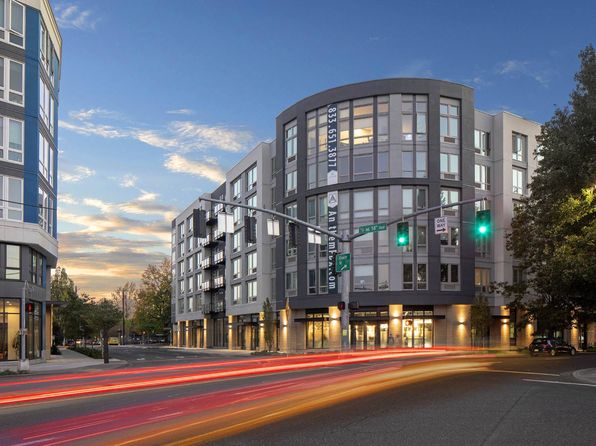 1313 E Burnside St #4083784