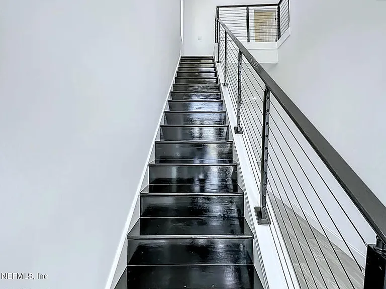 5395 Heckscher Dr — Photo 13