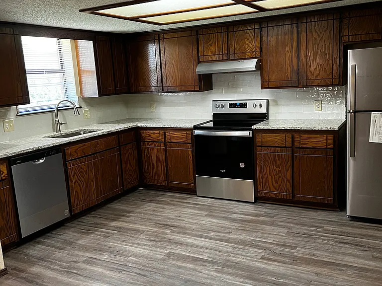 5901 Cedar Ridge Dr #5 — Photo 4