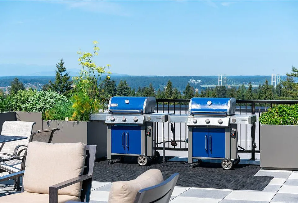 Fire up the grill and take in sweeping views of the Olympic Mountains and the iconic Tacoma Narrows Bridge. Our two rooftop grills create the perfect backdrop for unforgettable meals.