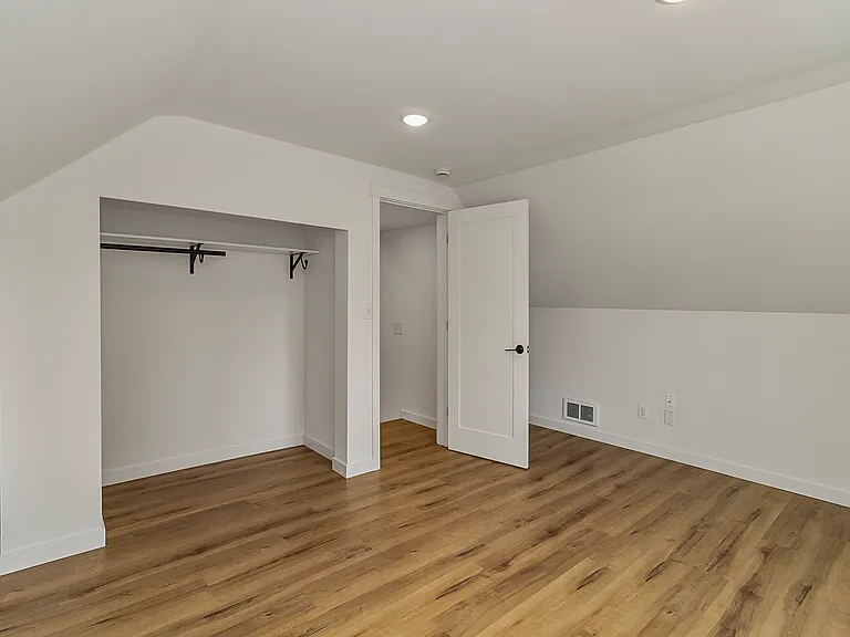 816 S Sullivan St #B — Photo 18