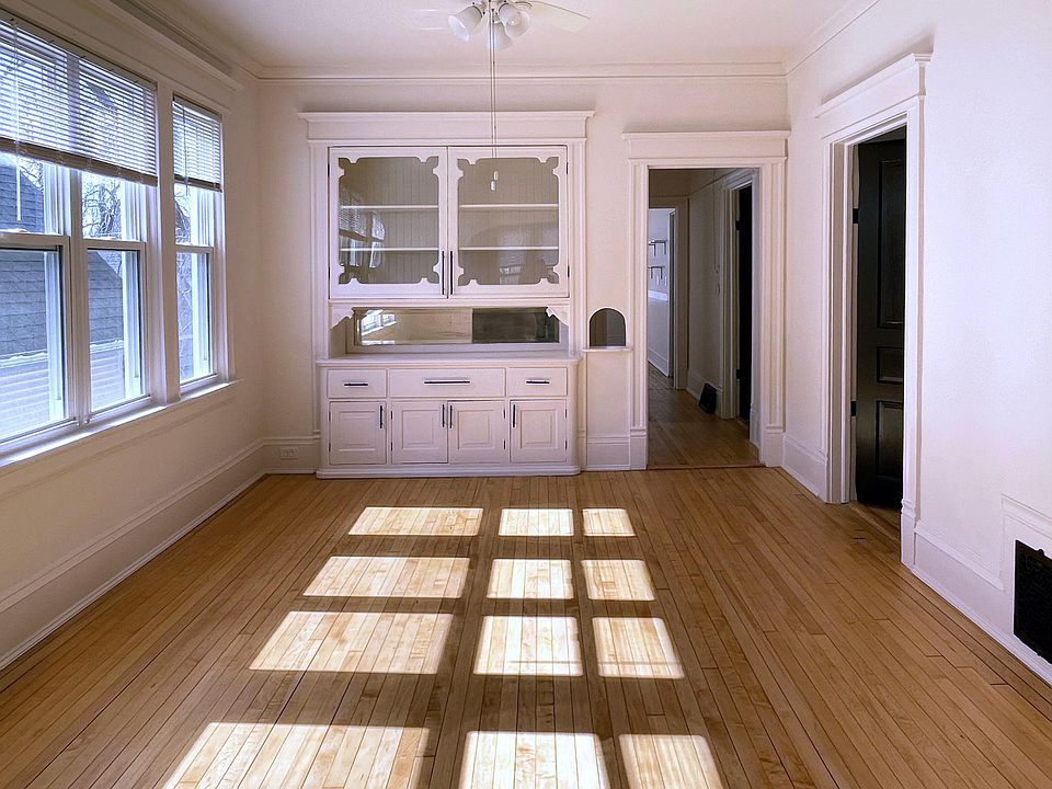 1st image of 2047 N Hubbard St