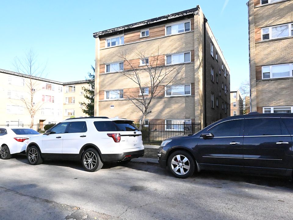 1st image of 6117 N Seeley Ave #A2h