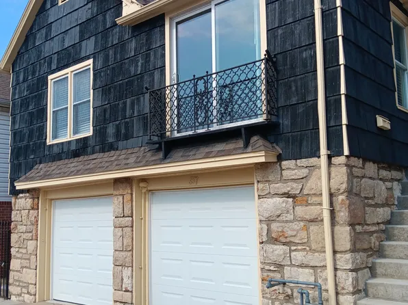 537 Gillis St, Kansas City, MO 64106