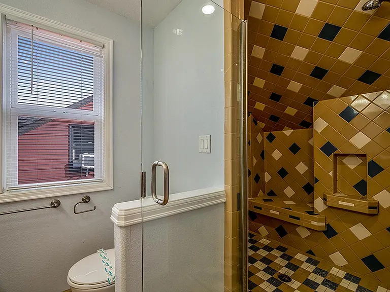 4713 N Willamette Blvd — Photo 22