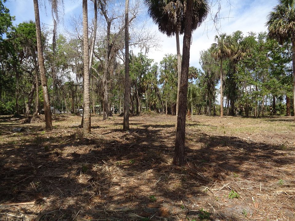 2nd image of 74 SE 255th St