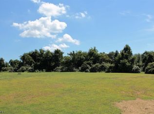 8 Glacier Way, Pittstown, NJ 08867