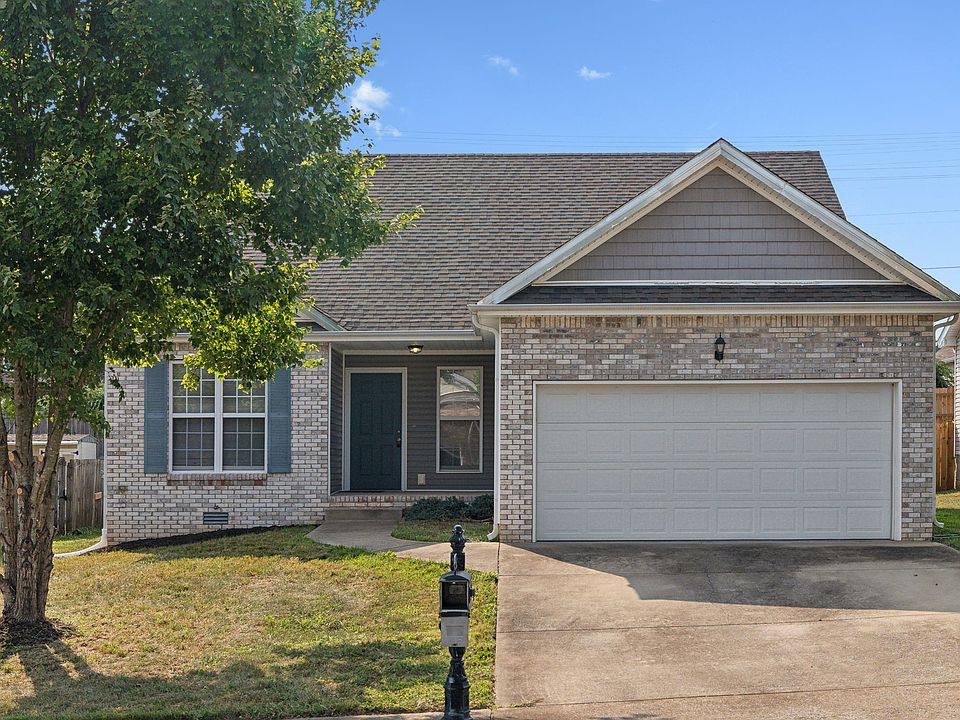 1st image of 3475 Oak Creek Dr