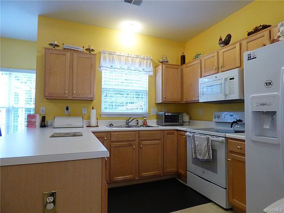 5th image of 8617 Millstream Dr